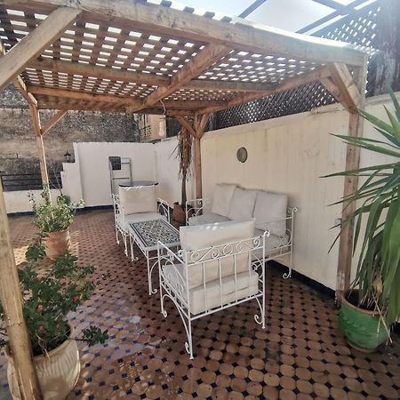 Riad Avec Terrasse Privee Et Piscine Partagee A 300M Fes Luaran gambar