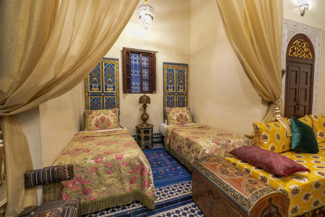 Riad Avec Terrasse Privee Et Piscine Partagee A 300M Fes Luaran gambar