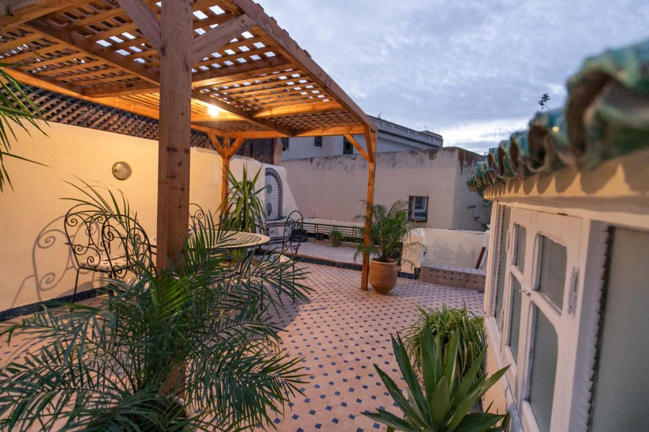 Riad Avec Terrasse Privee Et Piscine Partagee A 300M Fes Luaran gambar
